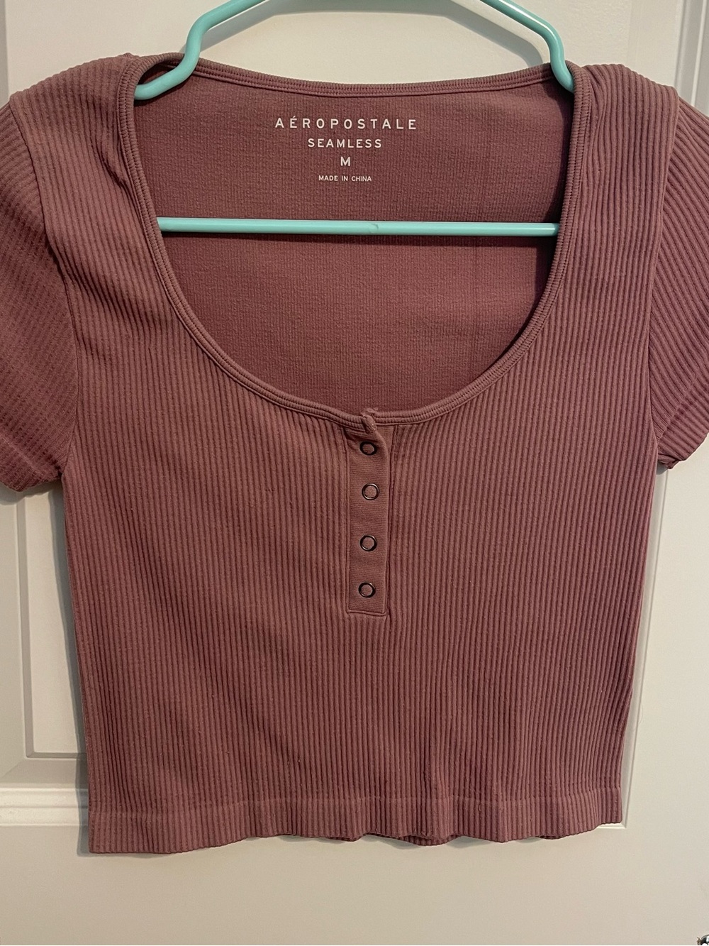 Aeropostale Mauve Ribbed Henley Crop Top